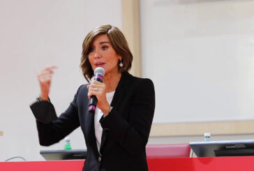 Milano, prima uscita per il ministro Bernini all'Università Cattolica