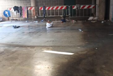 FdI: “Migranti nel parcheggio: trovata la giusta via d’uscita”