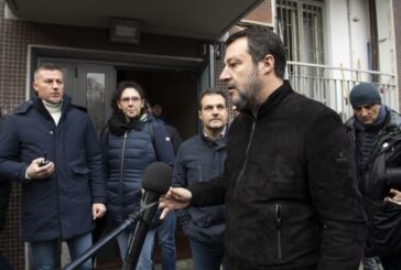Manovra, Salvini "Anche se criticata aiuta chi non ce la fa"