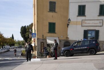 Nella notte spara alle auto: neutralizzato dai Carabinieri a Radda