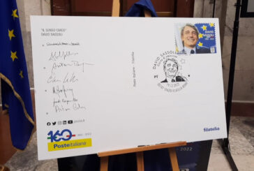 Un francobollo per ricordare David Sassoli