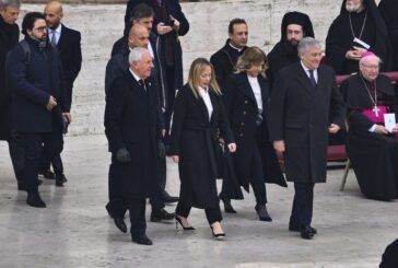 Benedetto XVI, Meloni "A noi il compito di conservarne l'eredità"