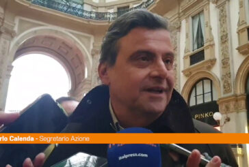 Autonomia, Calenda "Il governo sta facendo un macello"