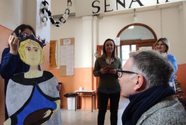 Buongoverno: il sindaco alla Saffi tra musica e disegni “virtuosi”