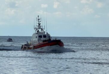 Barcone con otto cadaveri a Lampedusa, disperso un neonato