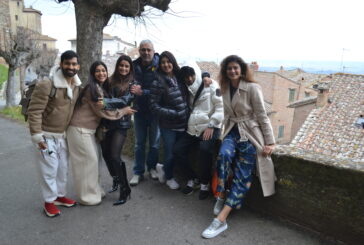 Attori di Bollywood e blogger indiani in viaggio in Valdichiana Senese