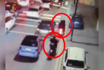 Fermati nel milanese tre rapinatori di Rolex in scooter, le immagini