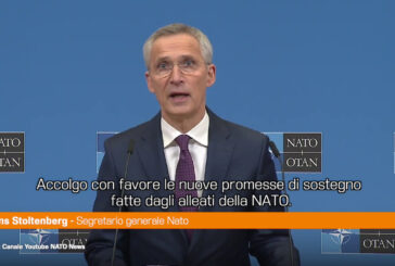Ucraina, Stoltenberg "Aumentare le scorte di munizioni"