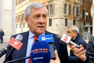 Immigrazione, Tajani "Serve un decreto flussi a livello Ue"