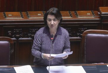 Roccella "Faremo legge contro utero in affitto"