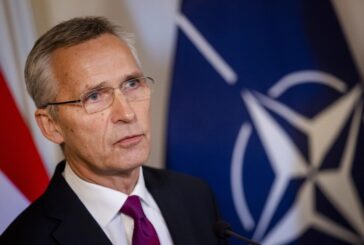 Nato, Stoltenberg "Per la difesa spendere almeno il 2% del Pil"