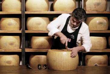 Parmigiano Reggiano, nel 2022 giro d'affari da record a 2,9 miliardi