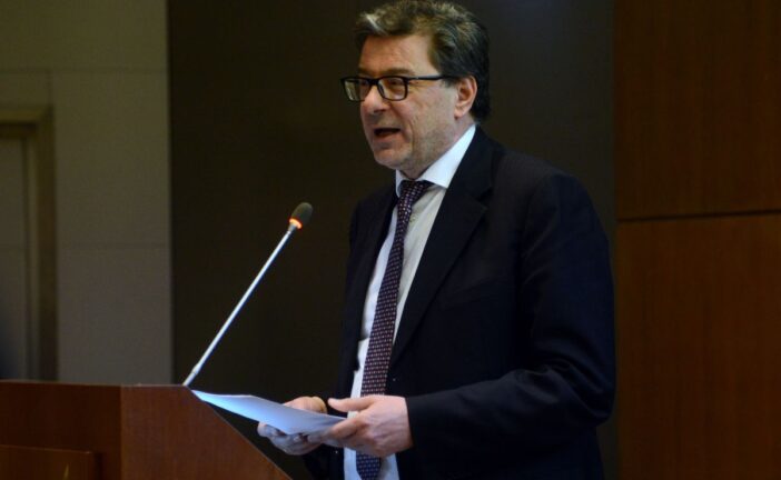 Banca Monte dei Paschi: rinviato al 25 agosto l’incontro tra il MEF e gli enti locali