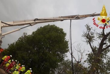 Cede piattaforma, due operai morti e un ferito grave nel milanese