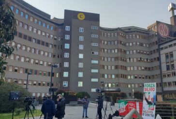 Berlusconi, bollettino medico "Ulteriore miglioramento"