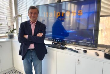 Calenda "Governo ratificherà il Mes, sul Pnrr è in gioco la credibilità"