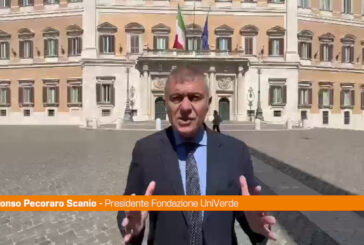 Pecoraro Scanio "Assurdo silenzio su aggressione a inviato Striscia"