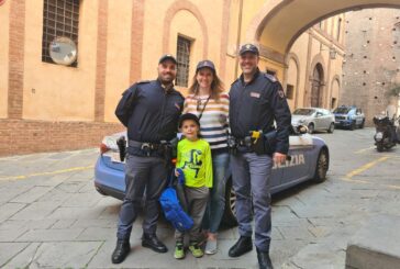 Bambino di 7 anni si perde in centro: “caso” risolto dalla Polizia