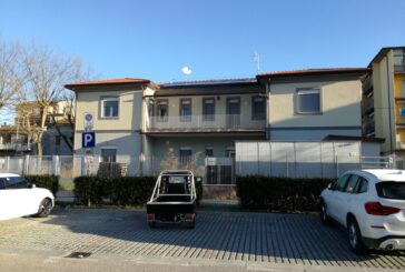 Edificio di piazza XVIII luglio: si procede con gli arredi
