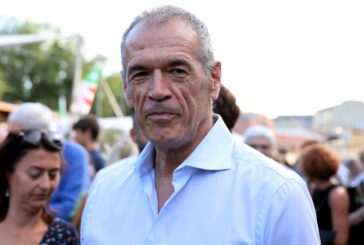 Pd, Cottarelli "Mi dimetterò da senatore, stimo Schlein ma differenze"