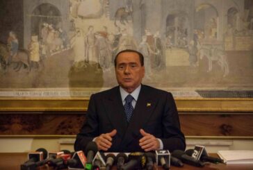Amministrative, Berlusconi "Chi non vota non è un buon cittadino"