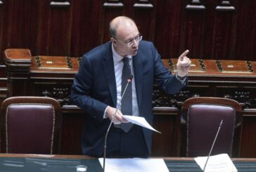 Scuola, Valditara "Su fuga docenti dati drammatici, servono incentivi"