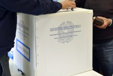 Amministrative, ai ballottaggi affluenza in calo al 49,6%