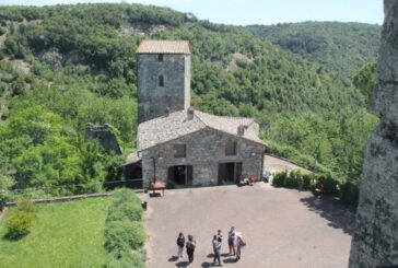 Sovicille si propone come gestore del Castello di Montarrenti