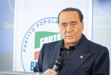 Governo, Berlusconi "Siamo all'inizio ma il percorso è quello giusto"
