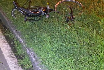 Travolge 2 ciclisti nel milanese e uno muore, arrestato