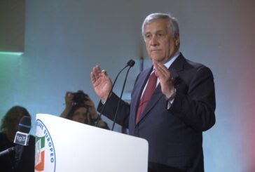 Ue, Tajani "Non si può governare con Le Pen o Afd"