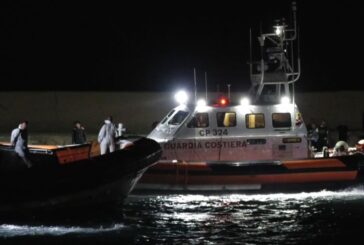 Due migranti morti e 32 dispersi al largo di Lampedusa