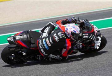 L'Aprilia di Espargaro vince a Silverstone, Bagnaia secondo