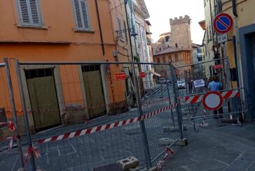 Cedimento in via della Repubblica a Poggibonsi: evacuate 25 persone