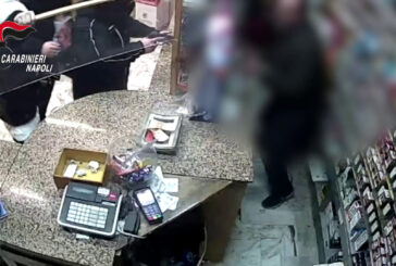 27 rapine ai danni di commercianti, quattro arresti in Campania