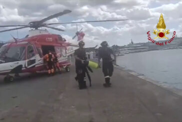 Uomo disperso in mare nel Catanese, le ricerche dei vigili del fuoco