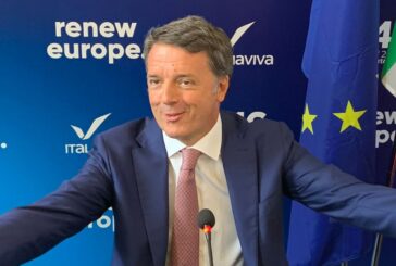Renzi "Mi candido al Parlamento Europeo con il Centro"