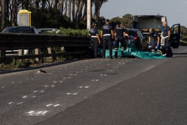 Due turisti irlandesi travolti e uccisi da un'auto a Roma