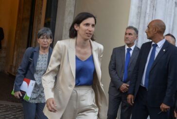 Schlein "Quello che accade a Lampedusa dimostra fallimento del governo"