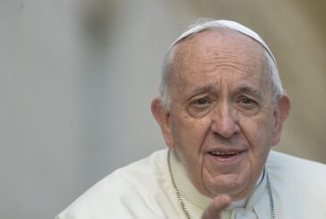 Papa "Il mondo è nella morsa di una terza guerra mondiale"