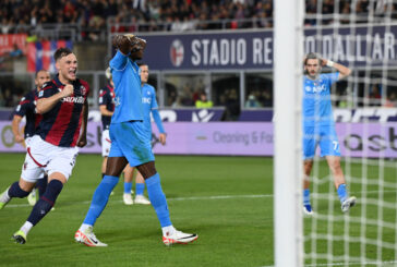 Osimhen sbaglia il rigore, al Dall'Ara Bologna-Napoli 0-0