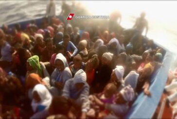 Meloni-Sunak "Agire tutti con urgenza per fermare sbarchi illegali"