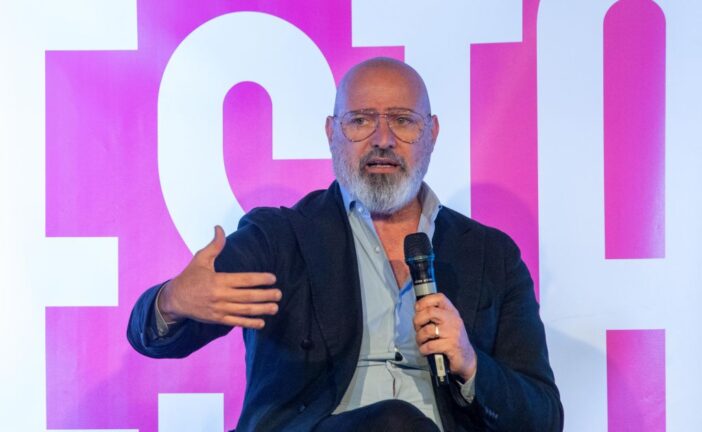 Stefano Bonaccini alla festa de l’Unità di San Gimignano