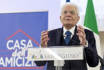 Mattarella alla Casa dell'Amicizia "Solidarietà vero animo dell'Italia"
