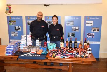 Tre donne trovate con la refurtiva fermate e denunciate dalla Polizia