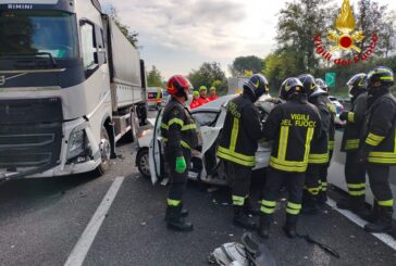 1 morto e 5 feriti in un incidente sull’Autopalio