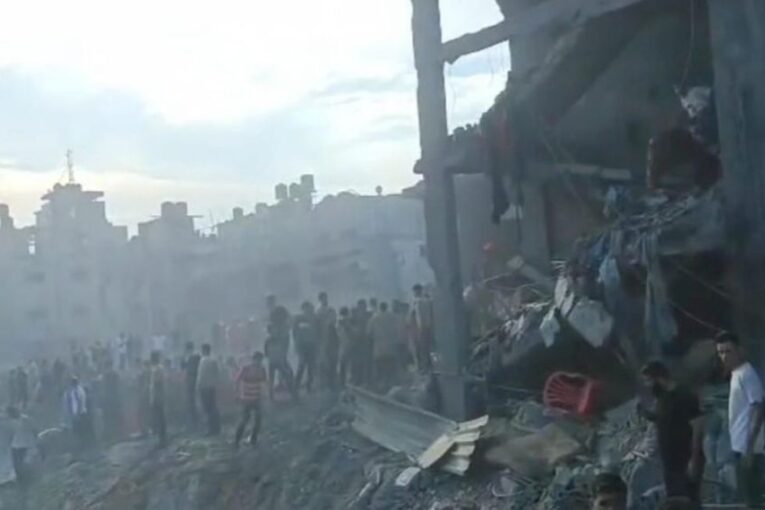 Unisi: 3 studentesse di Gaza bloccate nella “striscia”