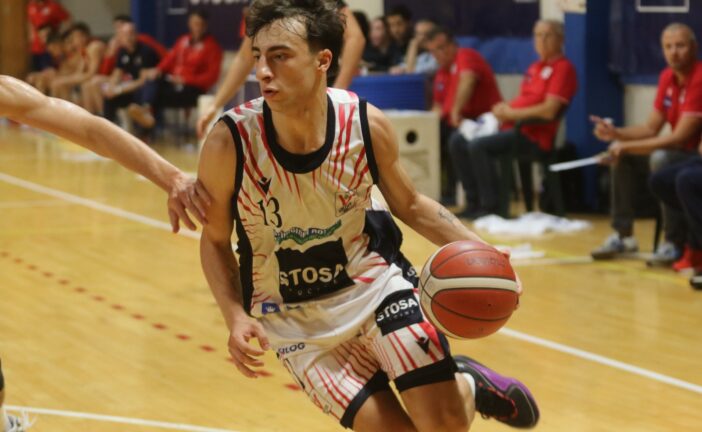 La Virtus butta via la vittoria con Cecina