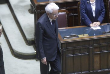 Mattarella "Corruzione altera vita persone e mercati, combattere piaga"