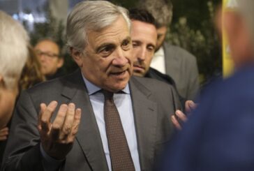 Tajani "Continuiamo a difendere Kiev, per l'adesione all'Ue serve tempo"